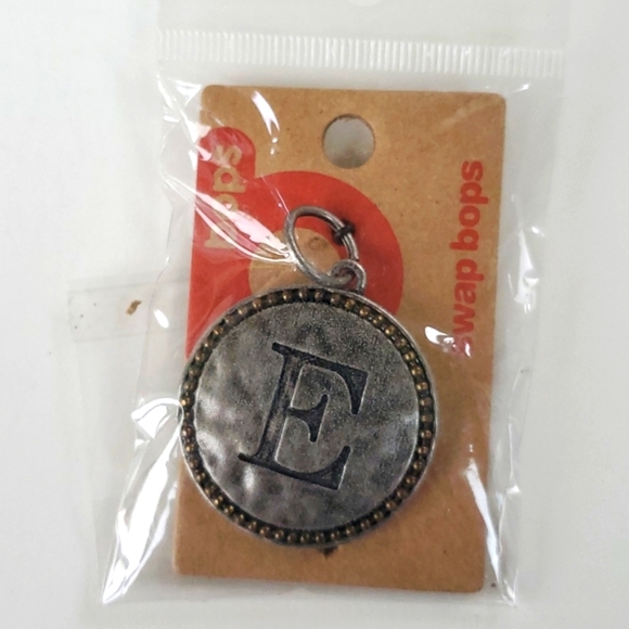 Boutique Swap Bops Adornment Charm Large Circle E Any Necklace or Bracelet - Picture 1 of 5